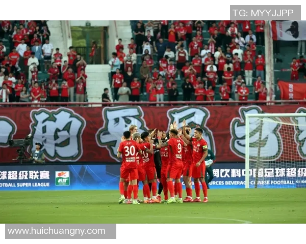 中超社媒积极回应争议事件 体现足球联赛公正与透明原则 中超社媒积极回应争议事件 体现足球联赛公正与透明原则